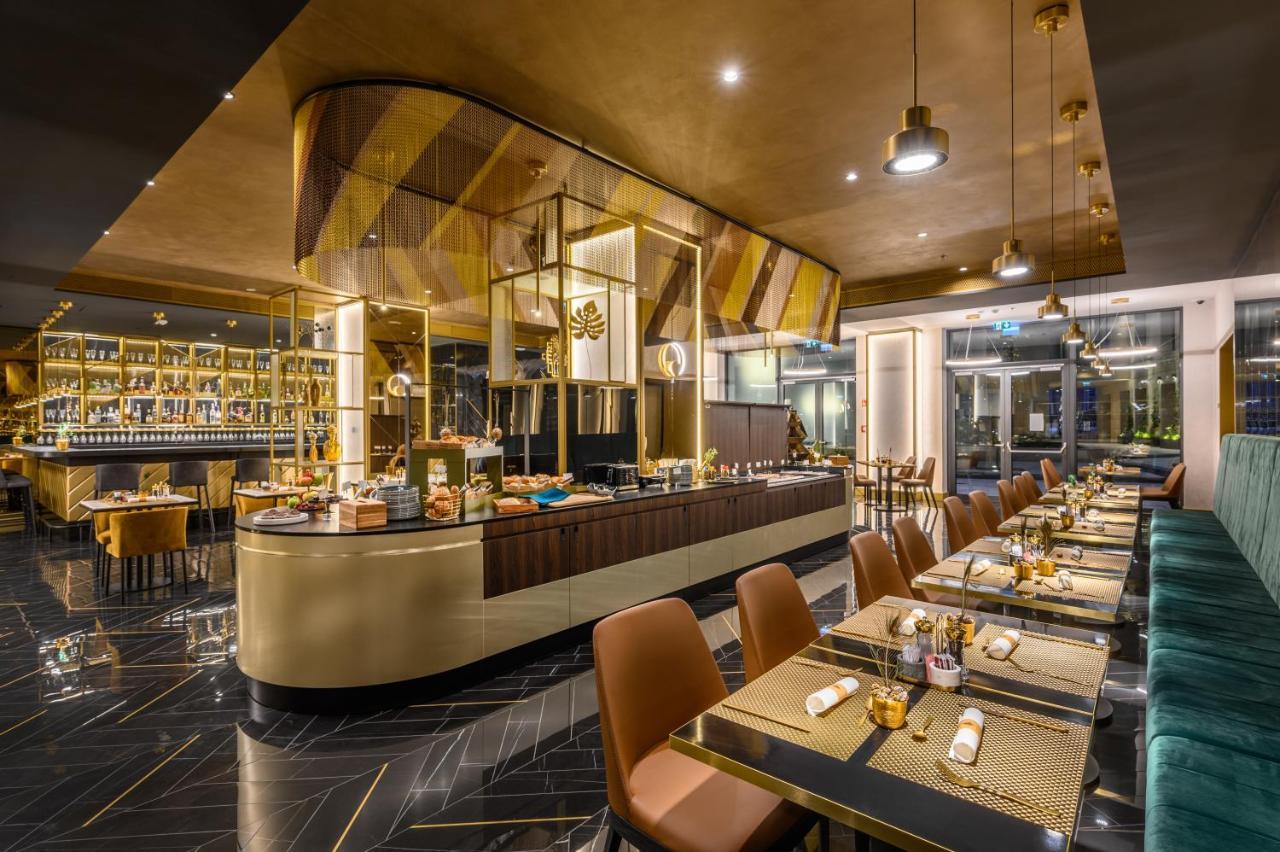 Emerald Downtown Luxury Suites By Continental Group Budapest Bagian luar foto