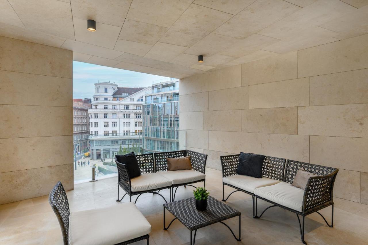 Emerald Downtown Luxury Suites By Continental Group Budapest Bagian luar foto