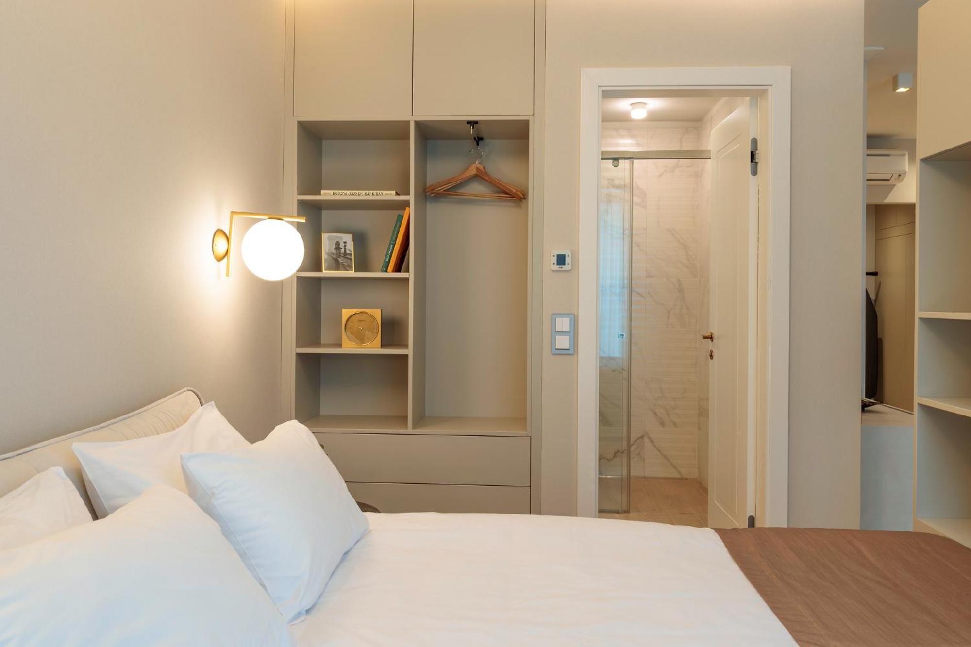 Emerald Downtown Luxury Suites By Continental Group Budapest Bagian luar foto